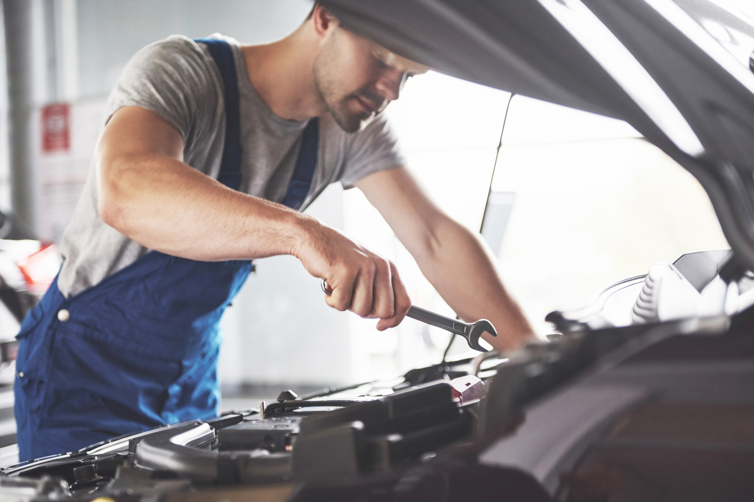 Tek Noktadan Çözüm: Yetkili Servis, Yedek Parça ve Sigortayla İşinizi Nasıl Hızlandırırız?